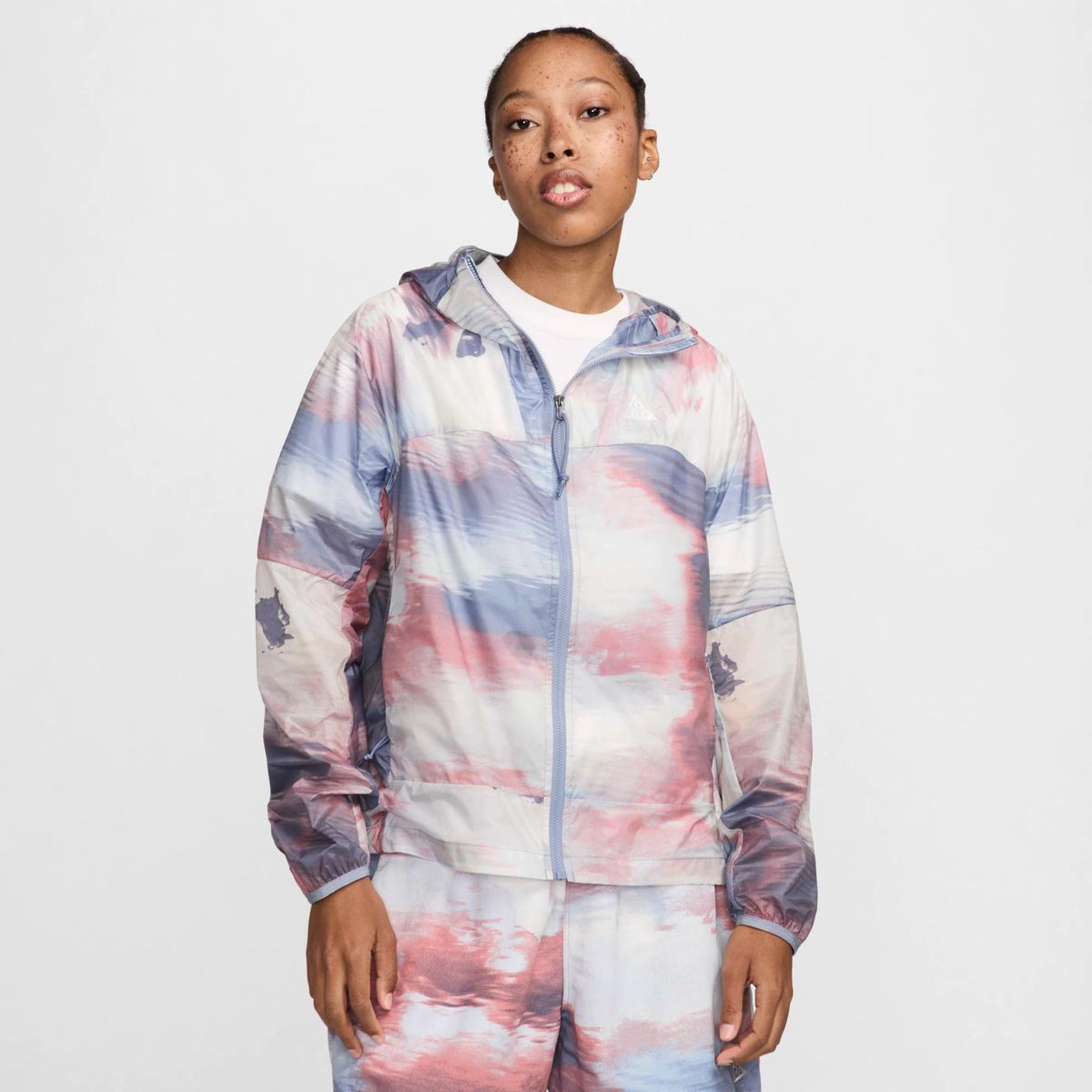 Жіноча вітрівка NIKE W ACG CINDERCONE JKT FZ AOP