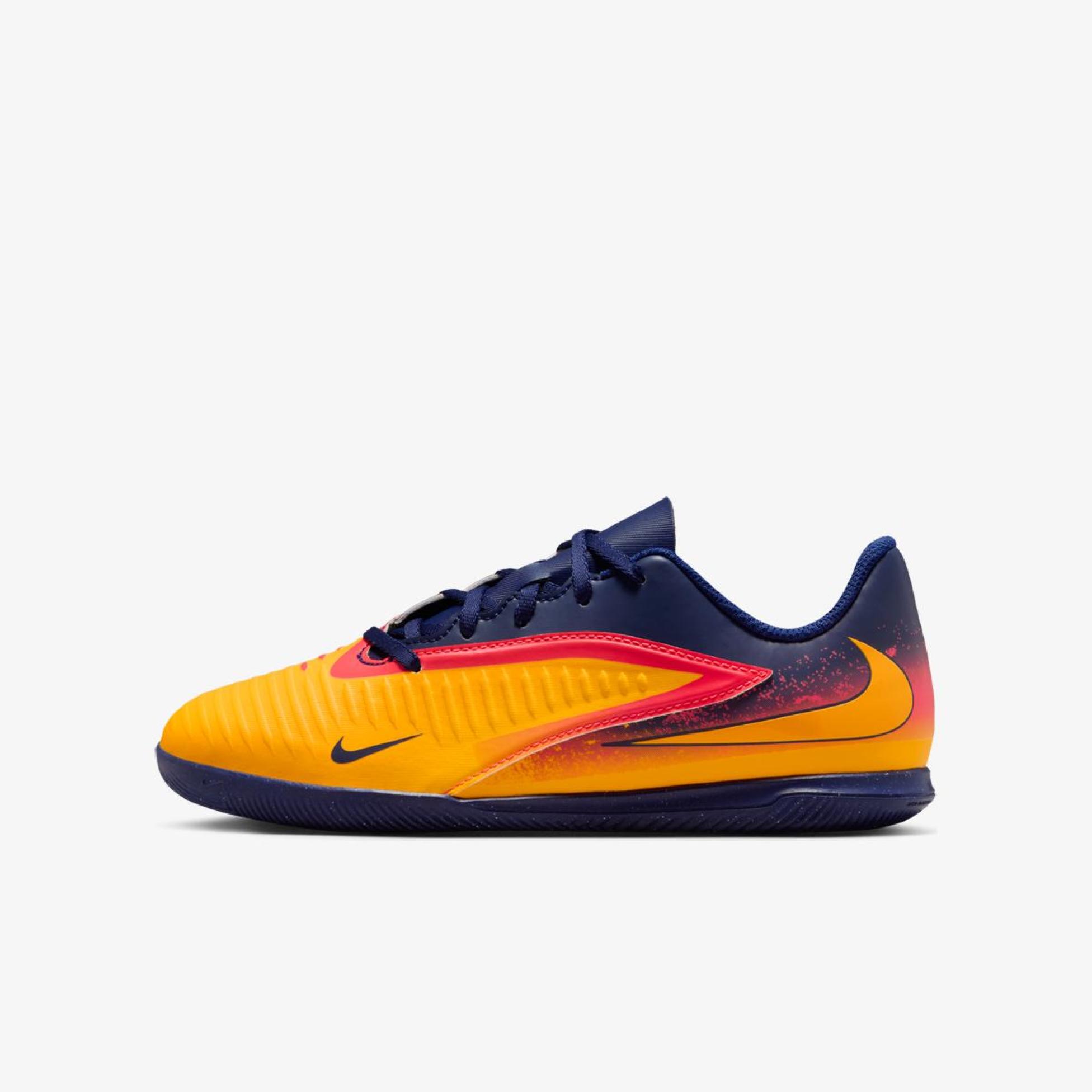 Дитячі бутси NIKE JR PHANTOM 6 LOW CLUB IC EH