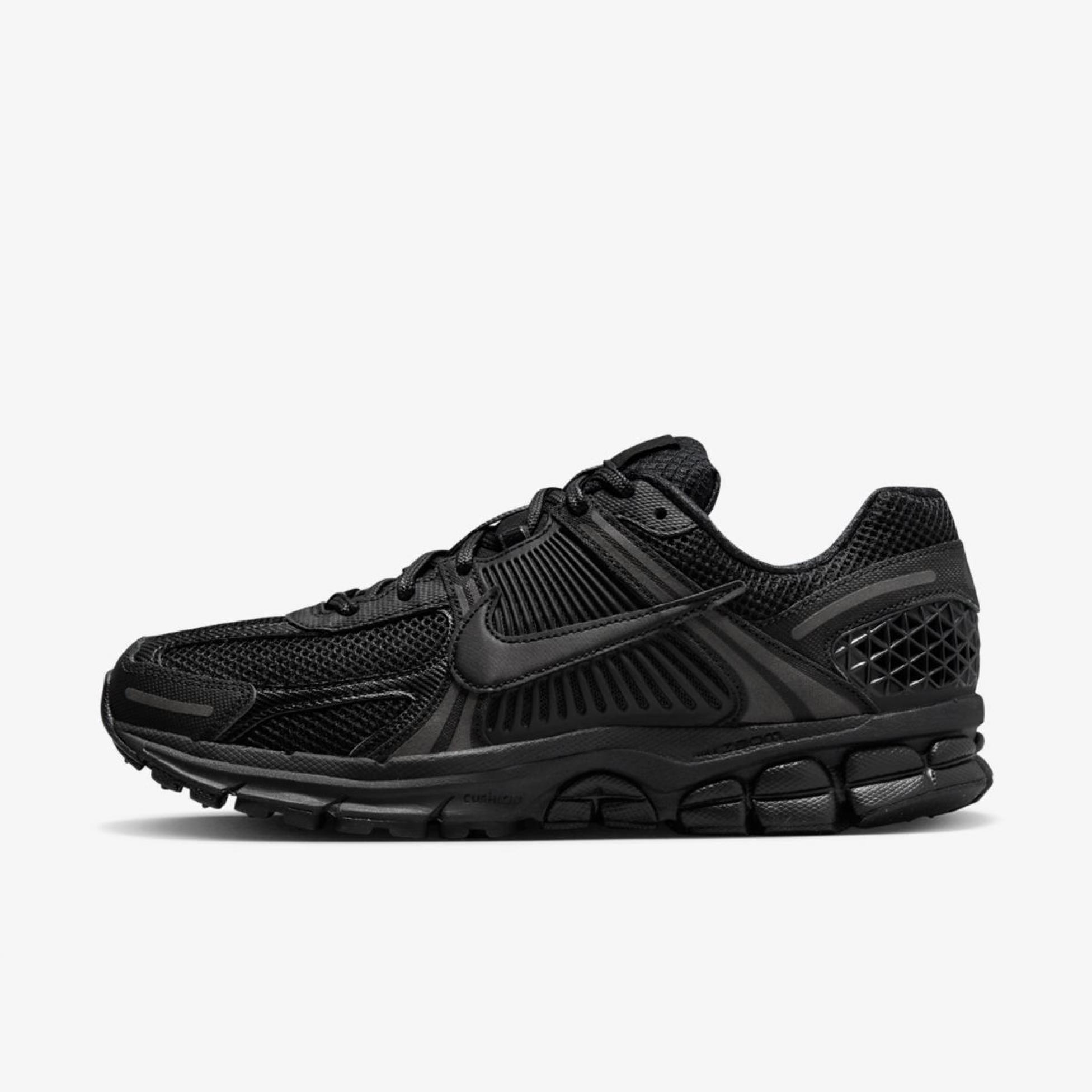 Чоловічі кросівки NIKE ZOOM VOMERO 5