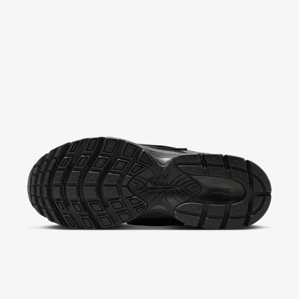 Женские кроссовки NIKE W V5 RNR