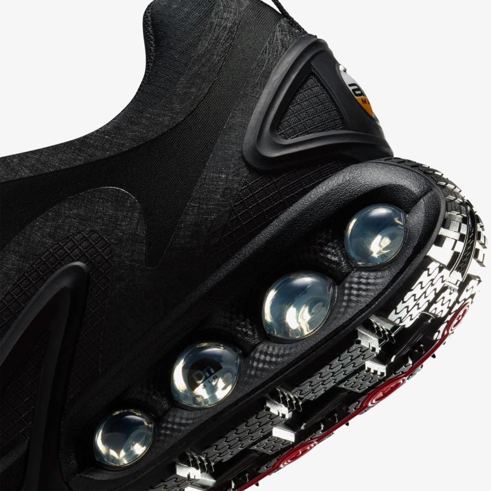Чоловічі кросівки NIKE AIR MAX DN ROAM BLACK / METALLIC SILVER_image_8