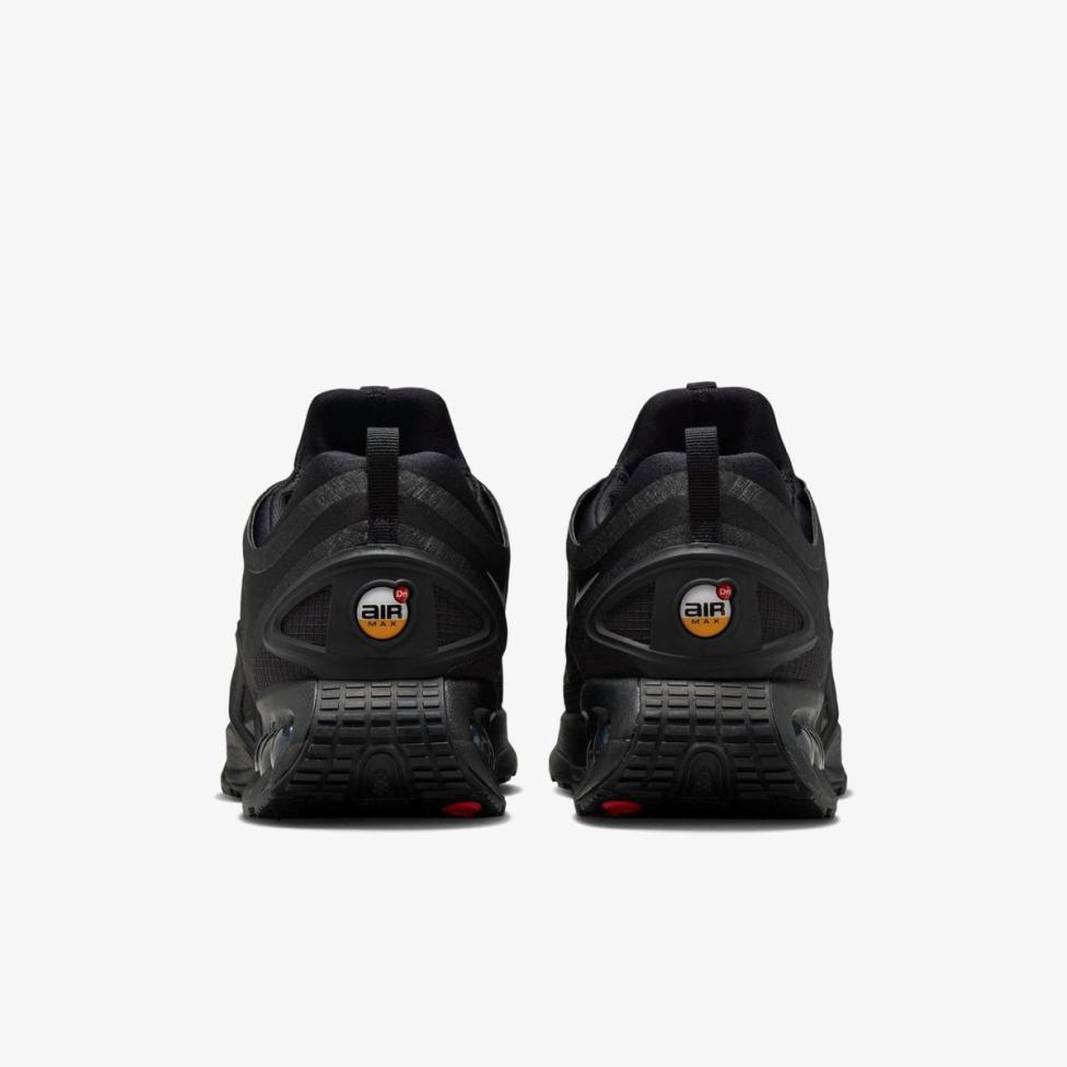 Чоловічі кросівки NIKE AIR MAX DN ROAM BLACK / METALLIC SILVER_image_6