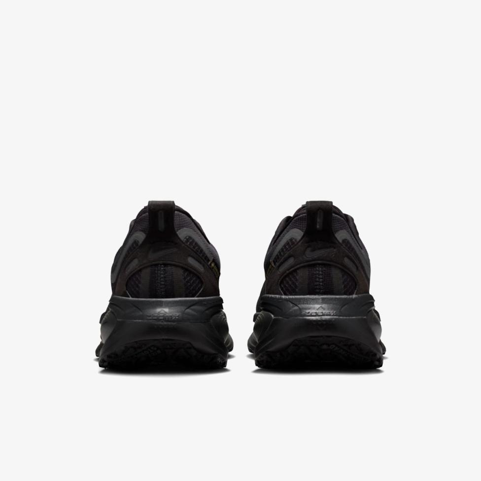 Чоловічі кросівки NIKE VOMERO 18 GORE-TEX TRIPLE BLACK_image_6