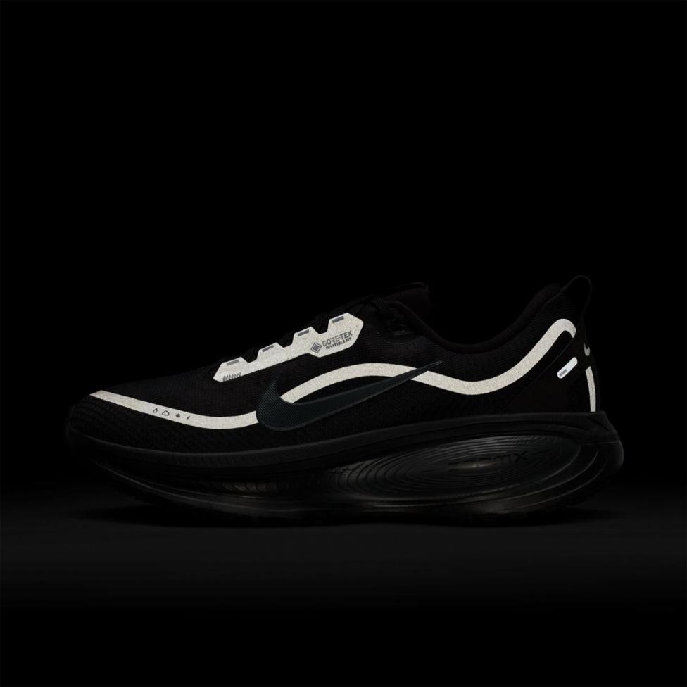 Чоловічі кросівки NIKE VOMERO 18 GORE-TEX TRIPLE BLACK_image_10