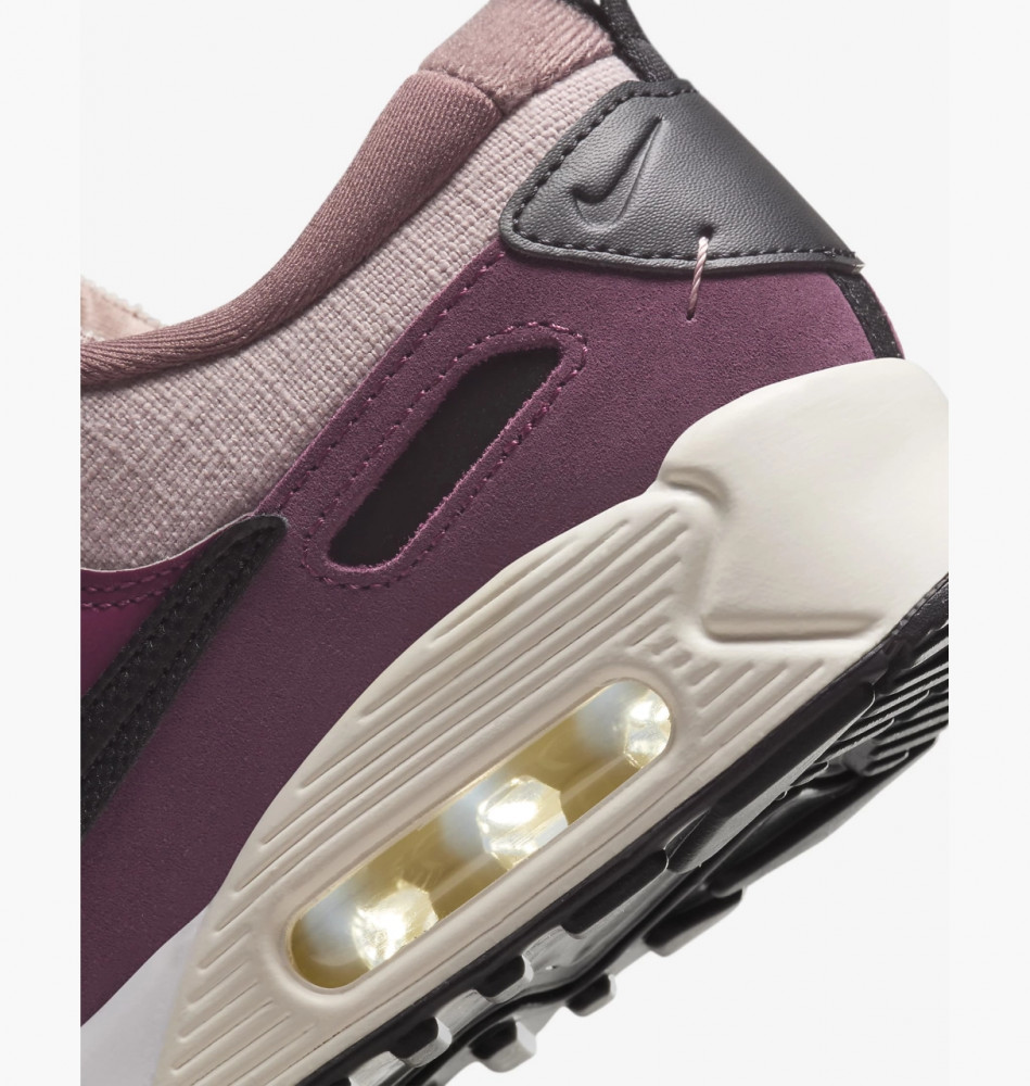 Женские кроссовки Nike Air Max 90 Futura DV7190-200_image_8